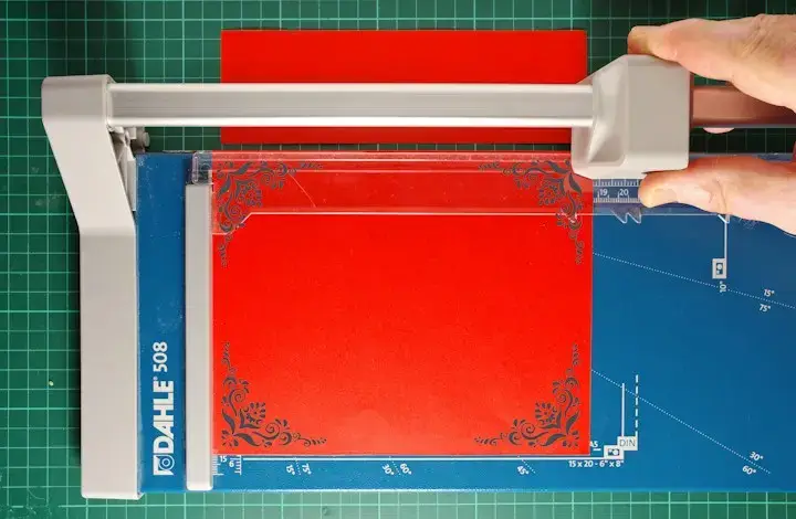 Cutting stickers and decals from a JPG to EPS vector file